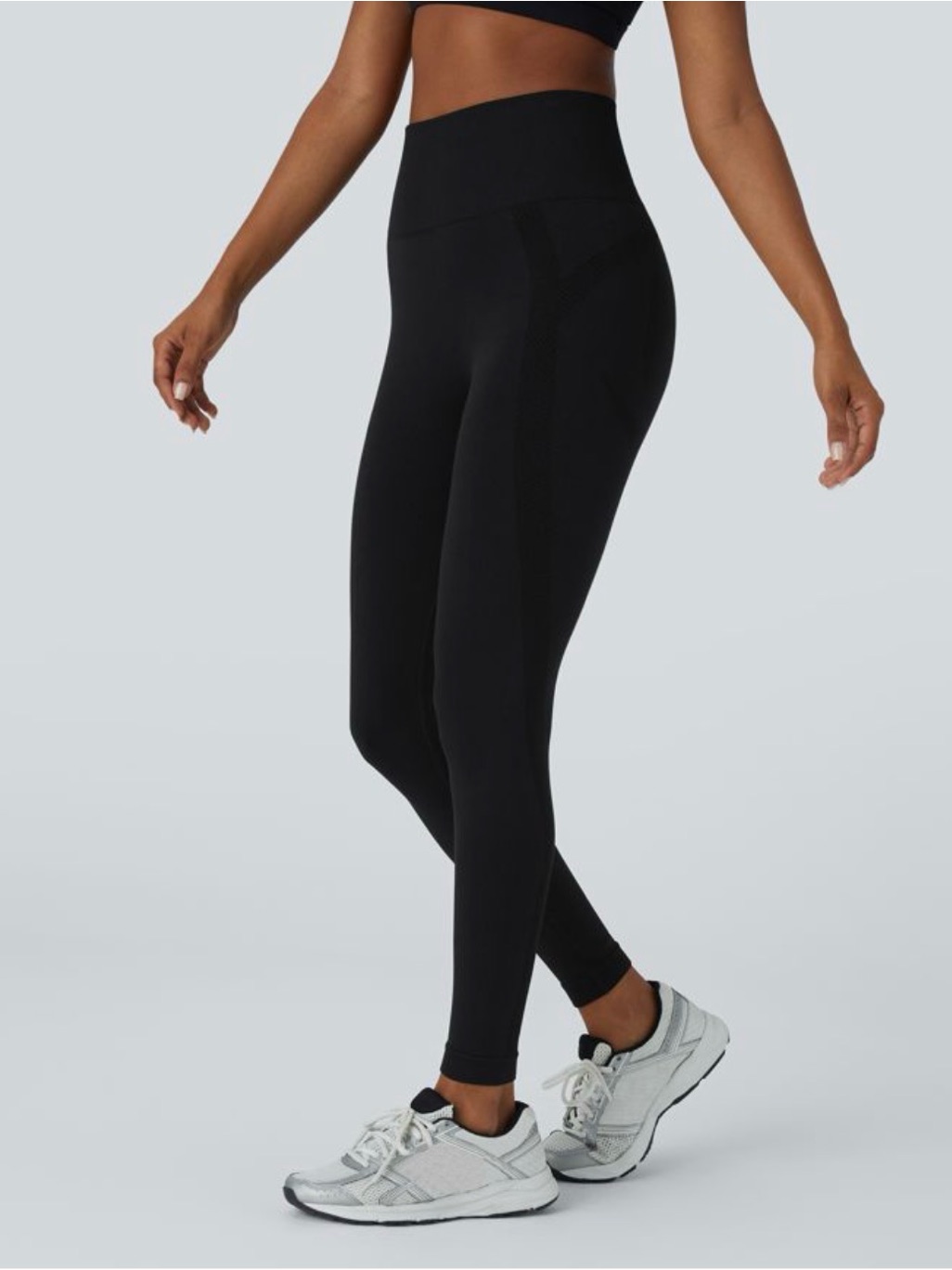Halara Oneform Seamless Flow High Waisted Ruched 7/8 Yoga Leggings